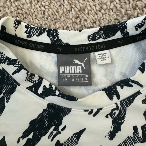 Puma Cropped Sweatshirt - Picture 2 of 4